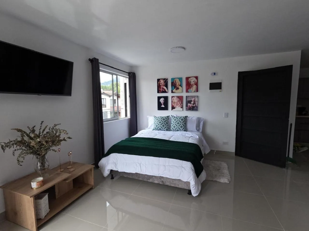 Apartment Hermoso Loft Cerca Al Poblado Y Al Metro Medellin
