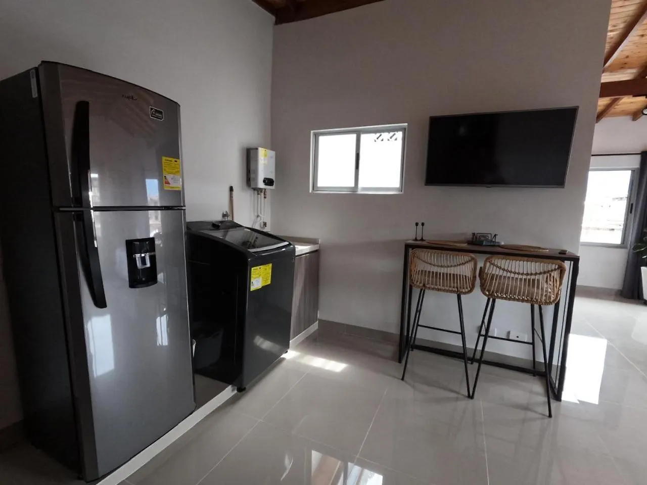 Hermoso Loft Cerca Al Poblado Y Al Metro Medellin Colombia